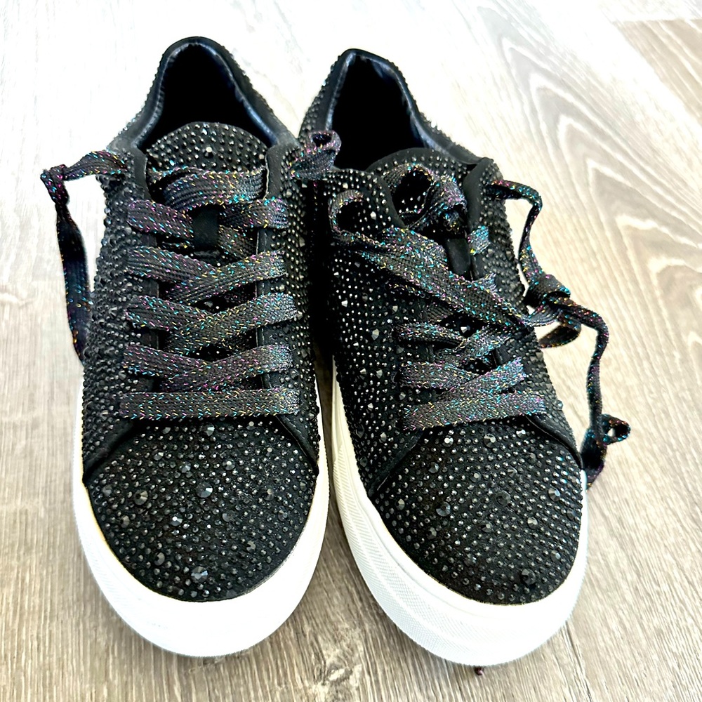 Size 6 Lasheela Platform Sneakers Brand New